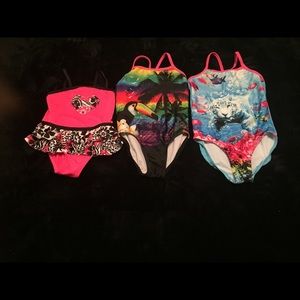 Bundle of girls Girls bathing suits sizes 6x,4,3t